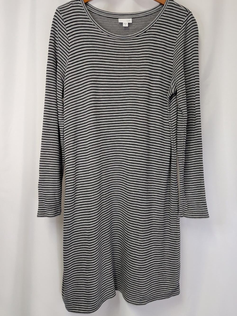 Jill medium tall, black and gray long sleeve striped tunic dress